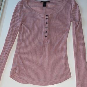 Women’s long sleeve top